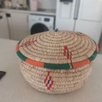 سبد حصیری دستباف