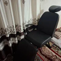 صندلی|آرایشگاه و سالن‌های زیبایی|بجنورد, |دیوار