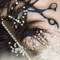 با کمترین هزینه ی مواد شغل ارایشگری رو شروع کن