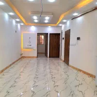 یک واحد طبقه اول ۶۵ متری