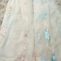 پرده ی حریر گل دار