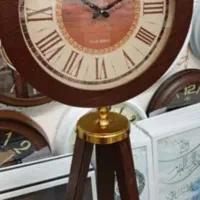 ساعت ایستاده