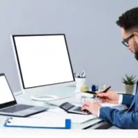 خدمات مالی و مالیاتی با تجربه ۲۰ ساله