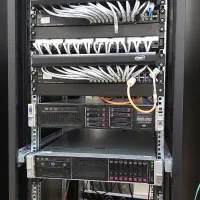 راه اندازی و پشتیبانی شبکه کامپیوتر و سرور