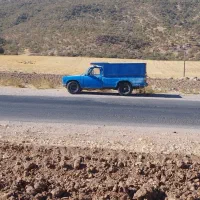 نیسان مدل ۸۳ بنزینی