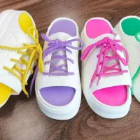 شهردمپایی|کیف، کفش، کمربند|شاهرود, |دیوار