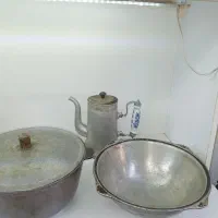 ست قابلمه و نیم قابلمه چدنی و کتری عتیقه|کلکسیون اشیاء عتیقه|سبزوار, همت|دیوار