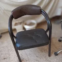 صندلی فقط ۶۵۰