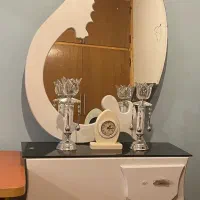 آینه و کنسول