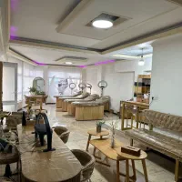 اجاره صندلی  و میز ناخن