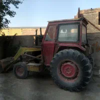 تراکتور فرگوسن و بیل جلو و گاوآهن و اطاق تراکتور