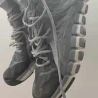 کفش های والیبال و بسکتبال سایز بزرگ اورجینال|کیف، کفش، کمربند|یزد, |دیوار