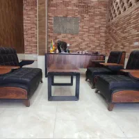 ست چهارنفره مبل اداری و 4 عدد صندلی انتظار