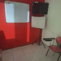 اجاره کلاس آموزشی به صورت ساعتی ، ماهیانه|اجارهٔ کوتاه‌مدت دفتر کار و فضای آموزشی|تهران, جمال‌زاده|دیوار