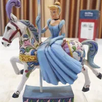 مجسمه‌ عروسک دیزنی اصلی