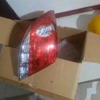 چراغ عقب دنا