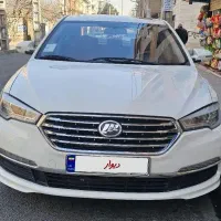لیفان سفید ۸۲۰ کم کار