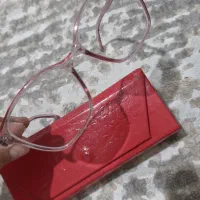 عینک مطالعه  نو و عینک آفتابی برند پلیس