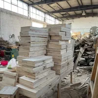 کرسی چوبی گناوهای کنده زبانه شده مربع با سیستم|بخاری، هیتر، شومینه|تهران, شهید رجایی|دیوار