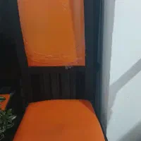 دو عدد صندلی