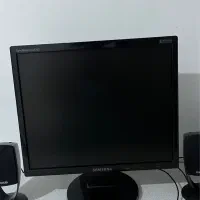 فروش مانیتور و میزکامپیوتر در حد نو|قطعات و لوازم جانبی رایانه|رشت, دیانتی|دیوار