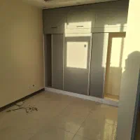 اجاره اپارتمان ۱۰۰ متری/علامه جعفری/طبقه سوم/صفر|اجارهٔ آپارتمان|اصفهان, وحید|دیوار