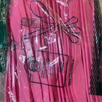 ۱۶ بسته صدتایی چاقو یکبار مصرف