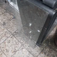 شیشه ویترین