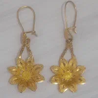 گوشوار نونو شیک گل ریخته