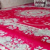 یک جفت فرش قرمز