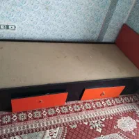 تخت دو گشو