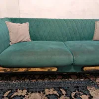 مبل چهار نفره به همراه میز وسط