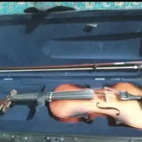 ویالون در حد نو|ویولن|گرگان, |دیوار