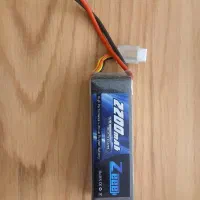 باتری لیتیوم پلیمر پروازی سه سل ۲۲۰۰ تخلیه۳۵c