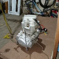 انجین 125 پارکینگی