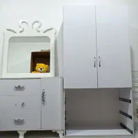 کمد رخت آویز به همراه دراور و آینه