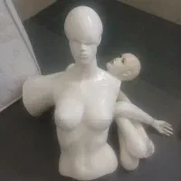 مانکن زنانه