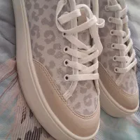 سایز ۳۹ تا ۴۰ میخوره|کیف، کفش، کمربند|کرج, حسین‌آباد|دیوار