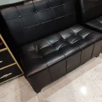 مبل چرمی دو نفره آرایشگاه