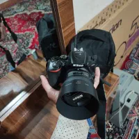 نیکون d5600 کیت کامل + لنز اضافه + کیف
