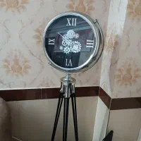 ساعت ایستاده استیل