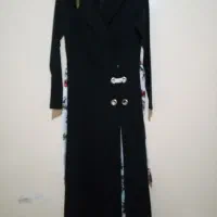 تعداد زیادی مانتو