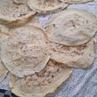 پخت نان تیری محلی ونان شیرین خانگی|خوردنی و آشامیدنی|شیراز, شریف‌آباد|دیوار