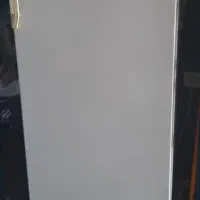 یخچال دارای جا یخی