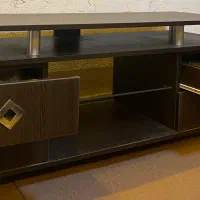 تلویزیون همراه با میز تلویزیون|تلویزیون و پروژکتور|رشت, لاکان شهر|دیوار