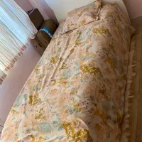 تخت خواب و میز تحریر و صندلی|تخت و سرویس خواب|کرمانشاه, |دیوار