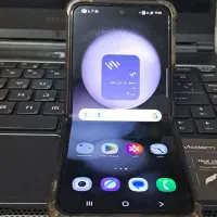 گوشی سامسونگ  مدل z flip 5 با حافظه ۵۱۲