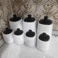 کنار سماوری جا ادویه قندو شکر وچایی