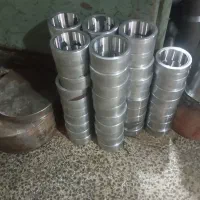 کارگر نیمه ماهر برای آهنگری