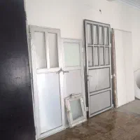 درب آلمنیوم چوبی و کمد دیواری